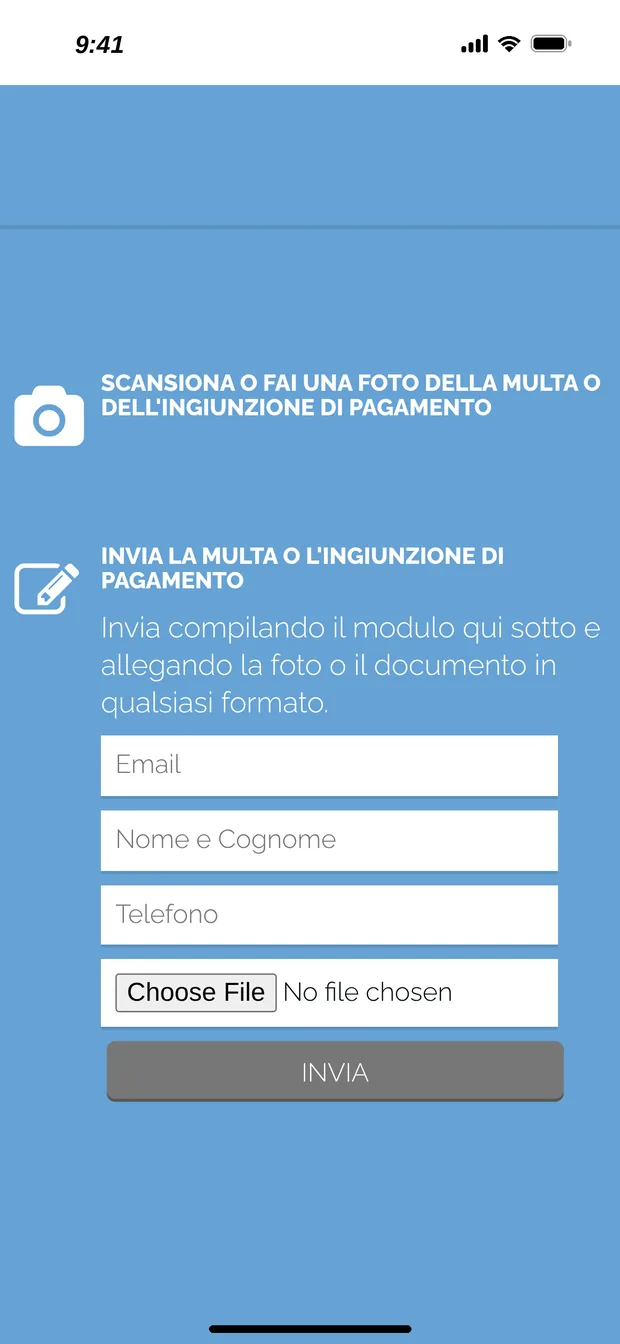 Schermata dell'app con le istruzioni per scansionare o fotografare la multa e il modulo con email, nome e cognome, telefono e caricamento del file